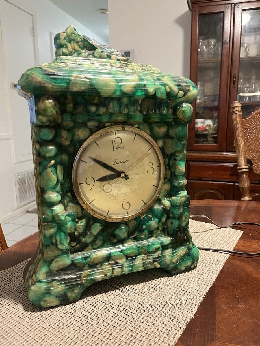 Vintage Lanshire temple vomit clock green resin stone electric