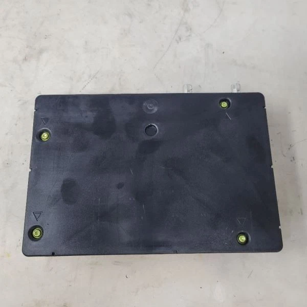 Cadillac Escalade ESV 2020 módulo de comunicación Onstar 84293872 67 k millas Foto 4 de 4