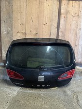 PORTELLONE POSTERIORE-BAGAGLIAIO PER SEAT LEON ANNO 2005-2012 NERO - USATO