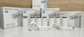 Meross 8x Heizkörperthermostat Inklusive Hub für Siri Alexa Google Home Kit