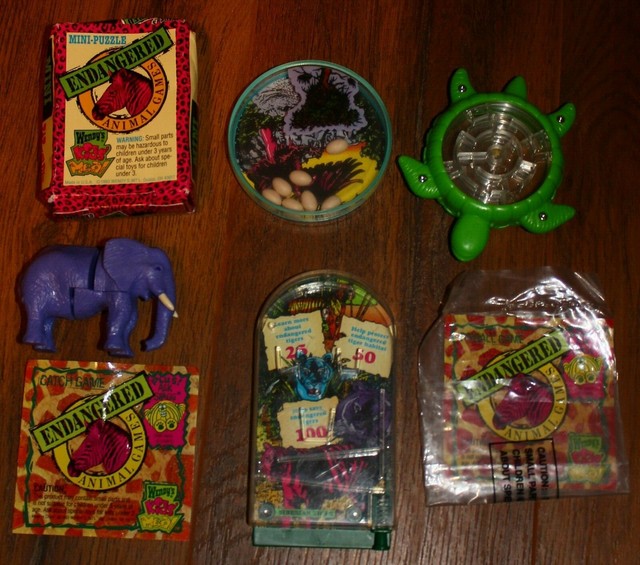 RARE Wendy's Kids Meal Toy Vintage 1993 ENDANGERED 5 pc complete set