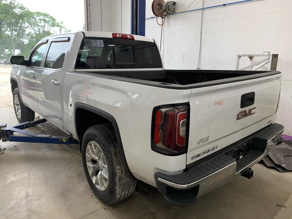 Módulo de control de caja de transferencia usado se adapta a: camioneta GMC Sierra 1500 2017 caja de transferencia Foto 2 de 4