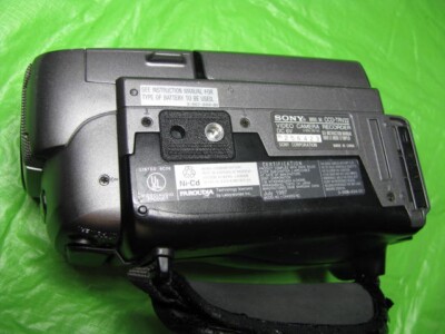 Sony CCD-TRV22 Video 8mm Analog Camcorder - Record Tranfer Watch