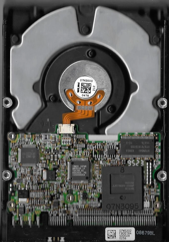 IBM DTLA-307015 15GB IDE Hard Drive P/N: 07N4114  MLC: F80033 - Image 2 of 2