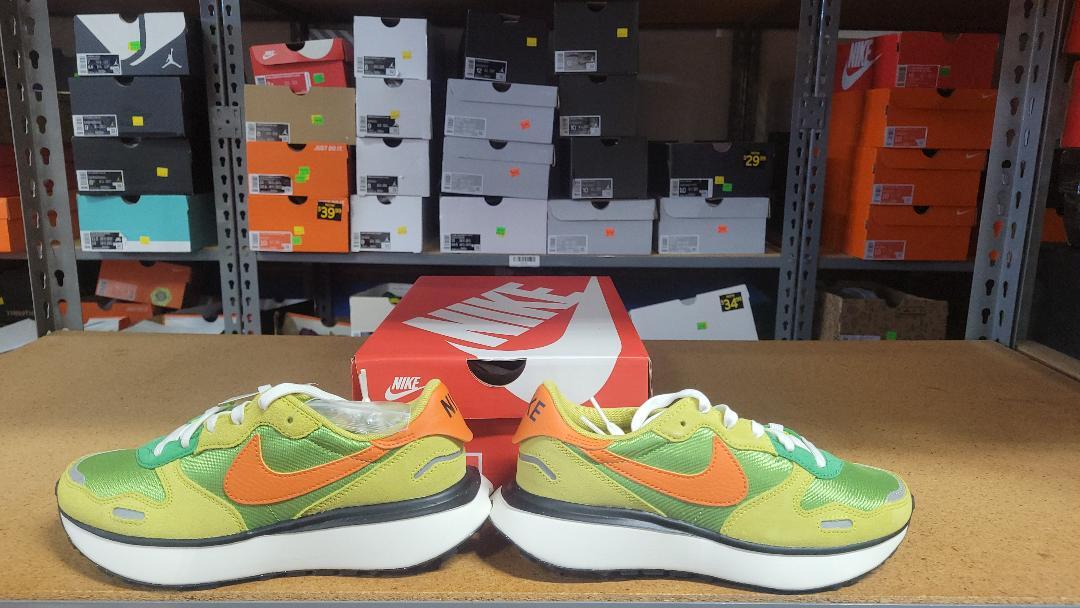 【NIKE】☆レディース☆Nike Phoenix Waffle Women's Shoes Amazon.com | Nike Phoenix Waffle Women's Shoes (FD2196-001