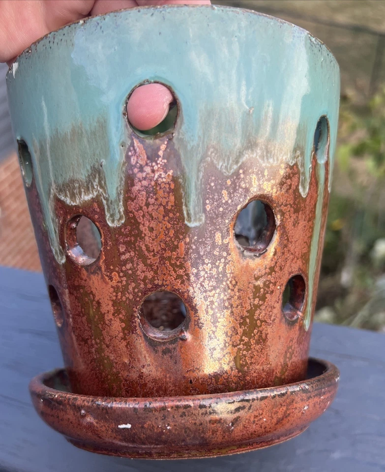 Maceta para orquídeas con esmalte, platillo con agujeros verde cobre Foto 2 de 4