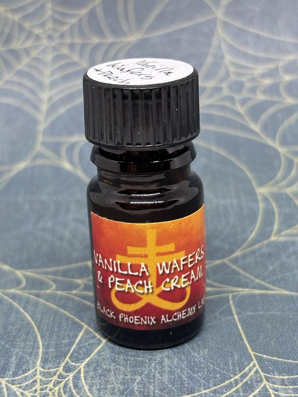 BPAL Black Phoenix Alchemy Lab VANILLA WAFERS AND PEACH CREAM Perfume Oil 5 ml