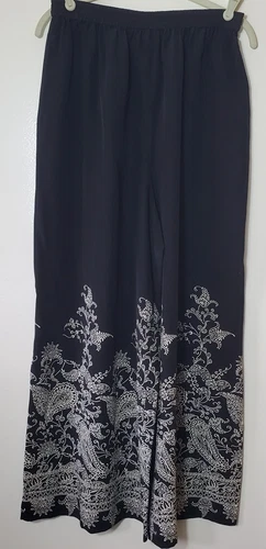 Diane Von Furstenberg Size M Black & White Print Pull On Silk Palazzo Pants  