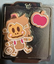 Disney Christmas Cookies 24-Day Countdown Limited Edition - Abu and Lumier Pin