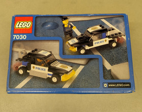 LEGO World City 7030 Squad Car NEW! Police Cop Vehicle Town