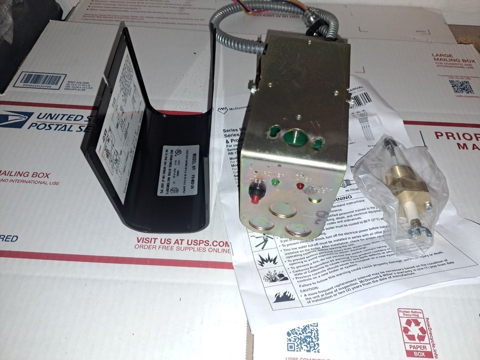 MCDONNELL MILLER Low Water Cutoff PS80224 LWCO 24V steam boiler