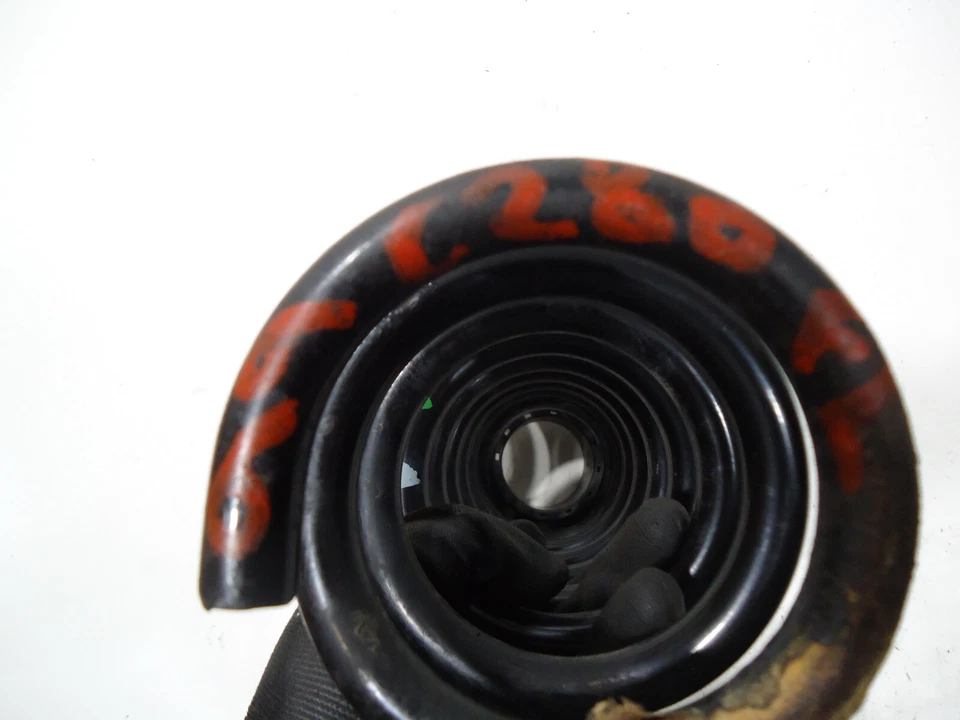 1999 MERCEDES-BENZ W202 C280 SEDÃ DIANTEIRO LH MOLA HELICOIDAL ESQUERDA - Imagem 2 de 4