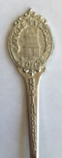 Vintage Souvenir Spoon Collectible Dingle Victorian House British Columbia
