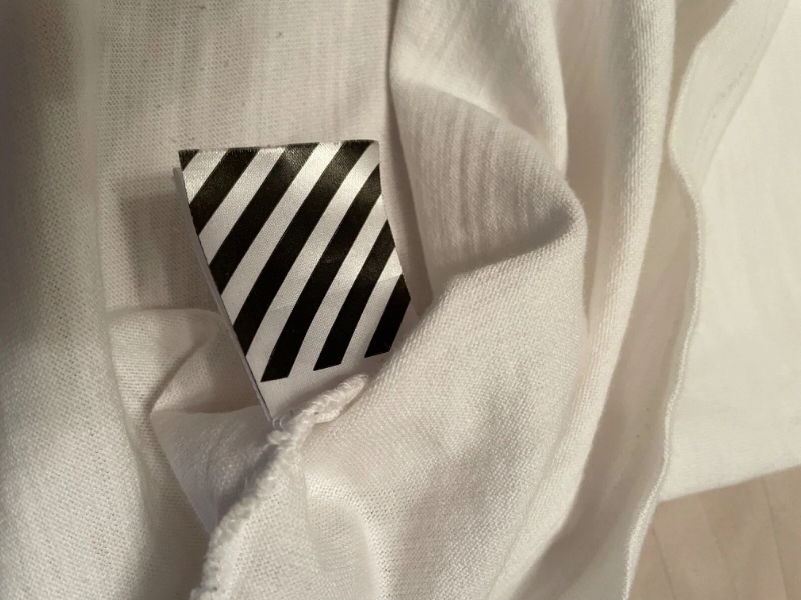 T shirt OFF BIANCA Virgil Abloh felpa con cappuccio media large XL not fear of god cappello Pyrex