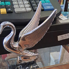 Chrome Swan Bird Hood Ornament Emblem W Mounting Bolts Chrome Swan Emblem