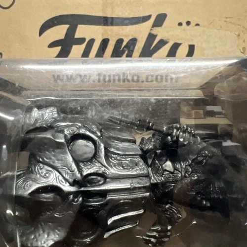 Funko! lot of 2 The Lord of the Rings - Sauron #122 Gandalf #443