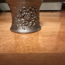 Meriden B. Company Antique Victorian Silverplate Napkin Ring #298 Floral Pattern