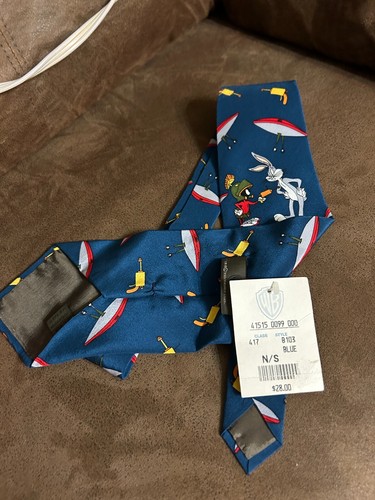 Looney Tunes BUGS BUNNY & MARVIN MARTIAN EMPLOYEE Necktie Suit TIE WB Store 1995 - Picture 2 of 2