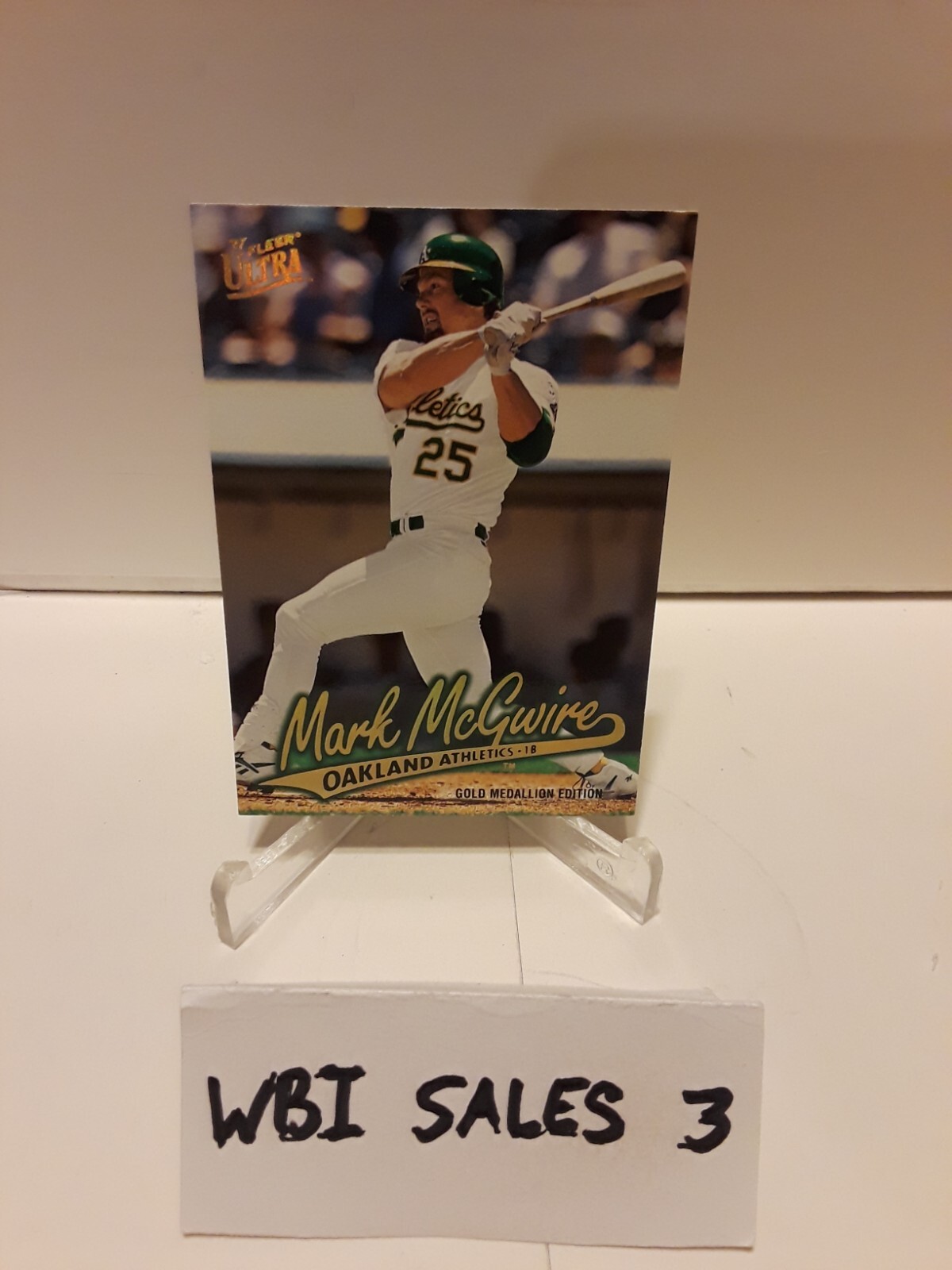 1997 Fleer Ultra Gold Medallion Mark McGwire Oakland A's # G 114