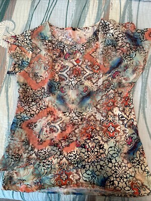 Notations size Medium short sleeve stretchy pullover Asymmetrical colorful top