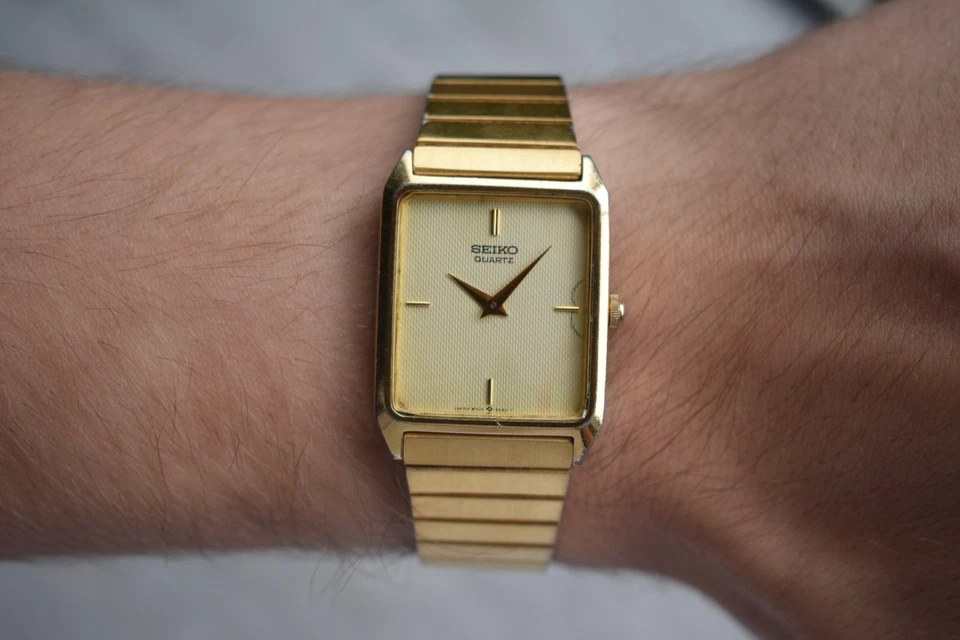 Reloj para hombre Seiko junio 1986 cuarzo esfera texturizada tanque cuadrado muy raro Foto 3 de 4