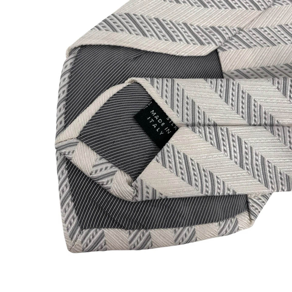Luigi Borrelli Napoli Mens Tie Cream/Silver Striped Silk Italy 3.75" (W) 59" (L) - Image 4 of 4