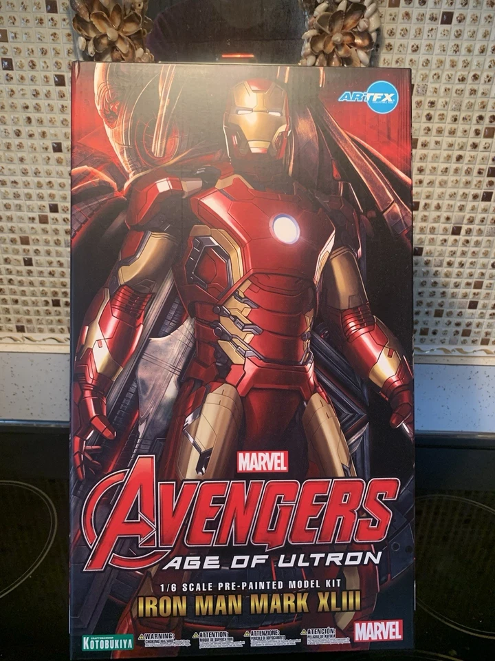Marvel Avengers - Iron Man Mark XLIII (Mark 43) escala 1/6 WOB FUERA DE STOCK Foto 2 de 4