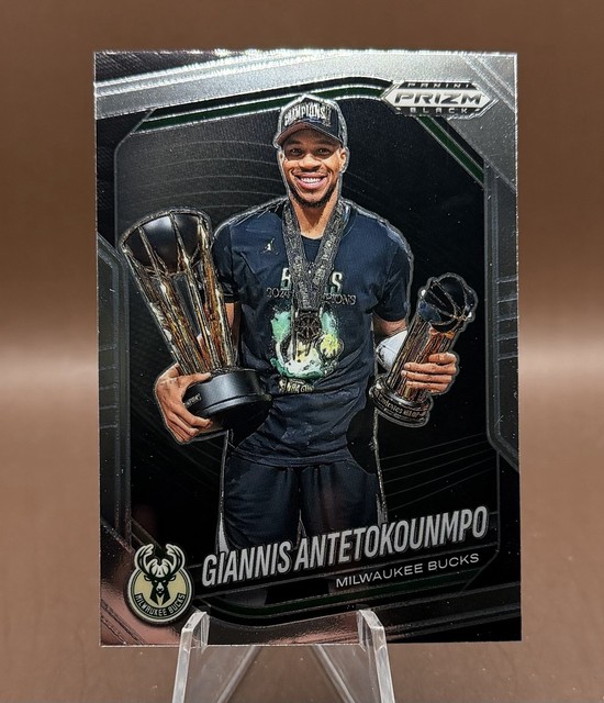 2024-25 Giannis Antetokounmpo Prizm Black #159 Bucks