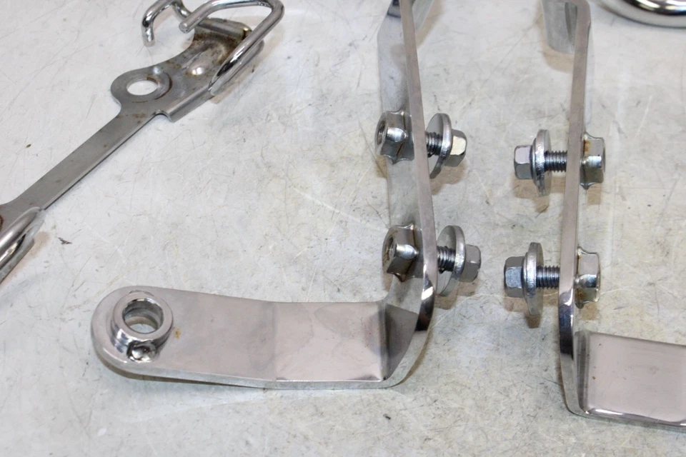 Yamaha Road Star XV1600A 2003 OEM MISC soporte cromado Foto 4 de 4