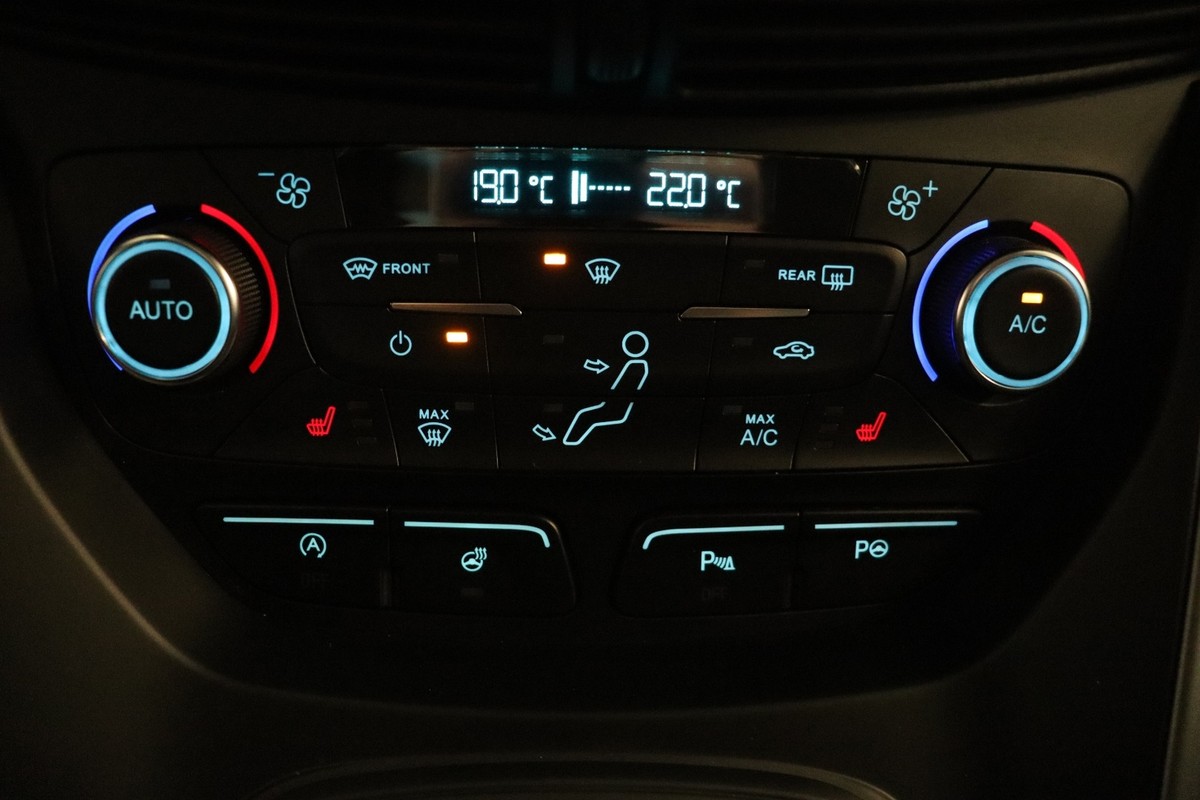Ford Kuga 2,0 TDCi Cool & Connect aut. AWD