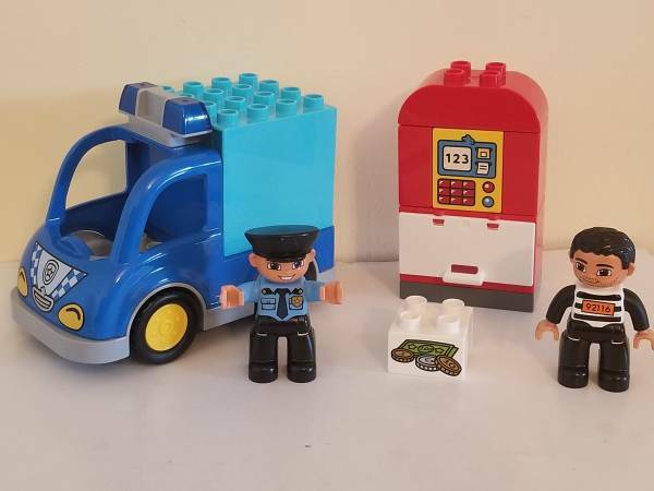 lego duplo bank robber