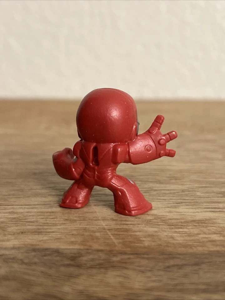 "Mini figura de goma de juguete Iron Man Marvel de 1,5""" Foto 4 de 4
