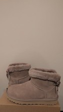 Ugg Australia Womens Mini Bailey Mixed Bow Boot Size 8 NIB