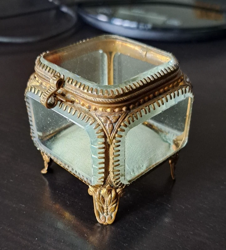 ANCIEN ÉCRIN, COFFRET vide pour ménagère 37 pièces. EUR 28,00 - FR
