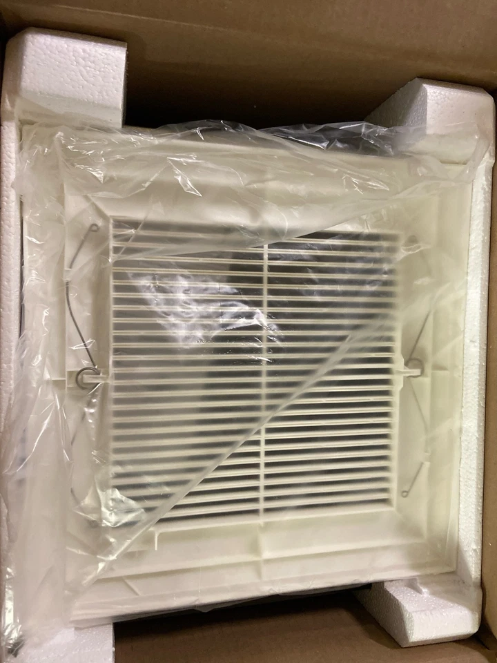 Panasonic 64GB V90 Class SDXC Card for EVA1 - Image 3 of 4