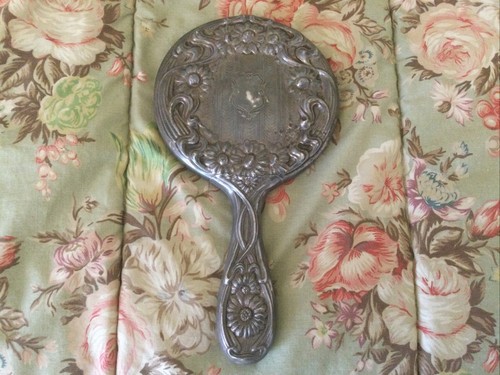 Vintage Art Nouveau Silver Hand/Vanity Mirror, Daisies - Picture 3 of 12