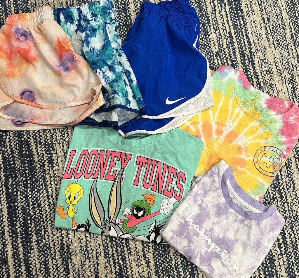 Looney tunes best sale nike shorts