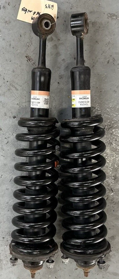 Juego de bobinas y amortiguadores delanteros OEM 2016-2023 4x4 48510-04202 Foto 3 de 4