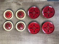 MECCANO - 4 roues en tôle 62 mm - 4 poulies à moyeu de 75 mm.
