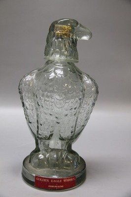 Vintage Golden Eagle Whisky Flasche Adler Glas Mohan Meakin Kenya 750ml Sammler