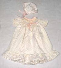 Vintage Baby Girl Dress Alexis Size 0-3M 70s Bonnet Pale Pink Rosebuds Made USA