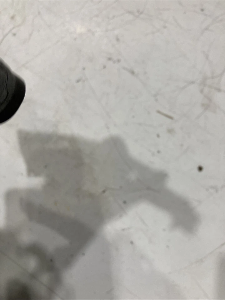 1983-1984 oem Porsche 944 Ignition Lock/Switch Assembly w/ Key 171905851 - Image 4 of 4