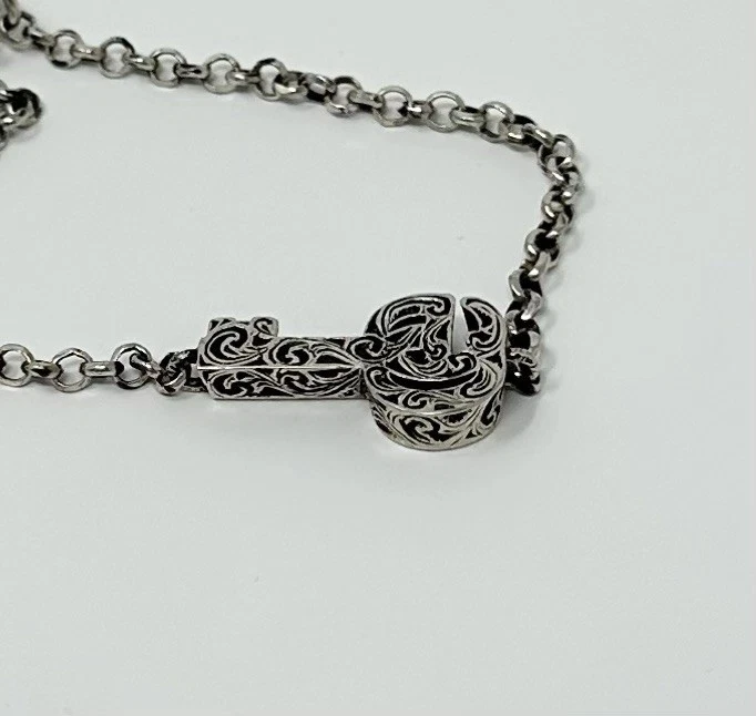 Pulsera llave de plata de ley GUCCI GG Marmont Foto 3 de 4