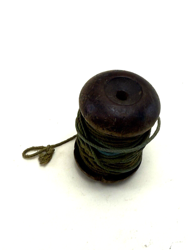 Early Antique Shaker Wooden Apple Core Awl Spool - Picture 4 of 6