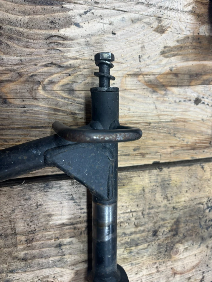 Brazo de par delantero Ski-Doo Formula III 1998 503176000 RW7377 Foto 4 de 4