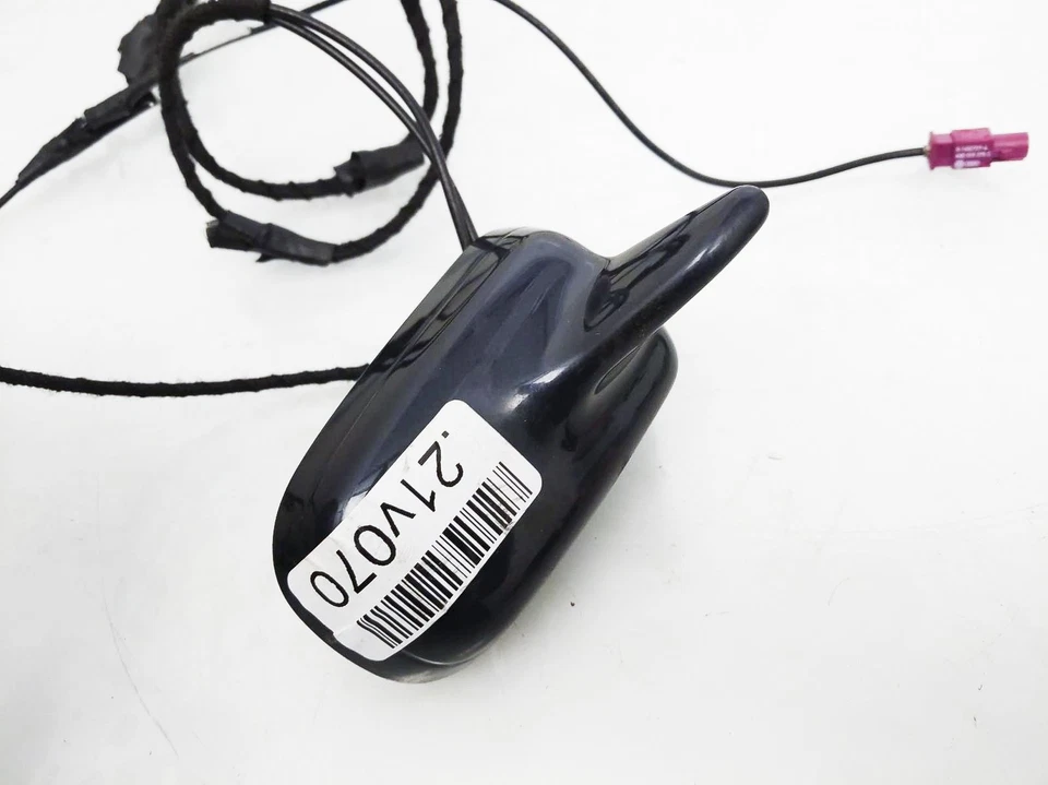 Conjunto de antena de techo Audi A5 Quattro 2008-2012 8T0-035-503-K-Gru - azul luz luna Foto 3 de 4