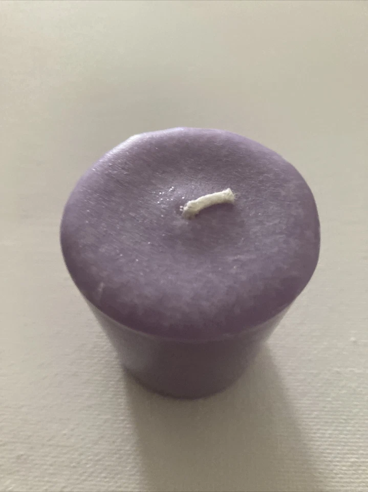 Aloha Bay - Votive Eco Palm Wax Candle - Lavender Hills - 2 oz - Image 2 of 4