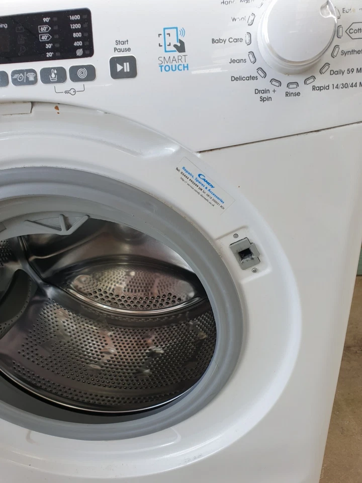 CANDY GRAND O VITA GVS 169D3/1 - 80 WASHING MACHINE - STRIPPING FOR PARTS - Image 2 of 4