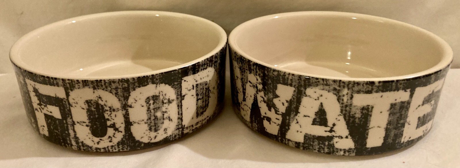 & Water Bowlsset Of 2 Excellent