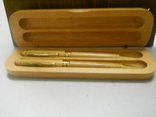 Double Pen With Wooden Case Holder Office Desk New In Box